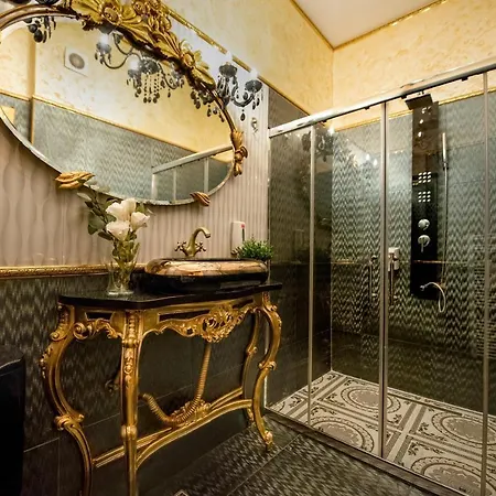 Ultracentral 2br With Balcony & Unique Design * Bucharest